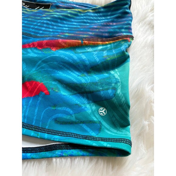 Elly K shorts - Picture 3 of 8